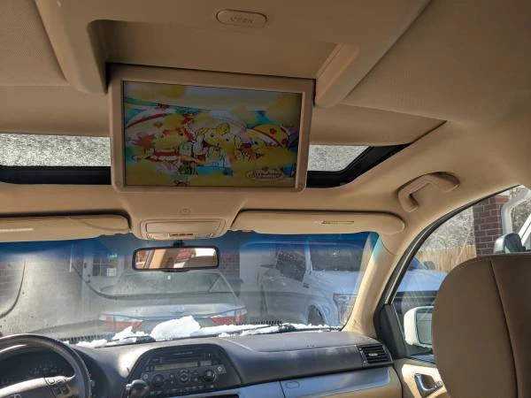 2010 Honda Odyssey - Image 7 of 8