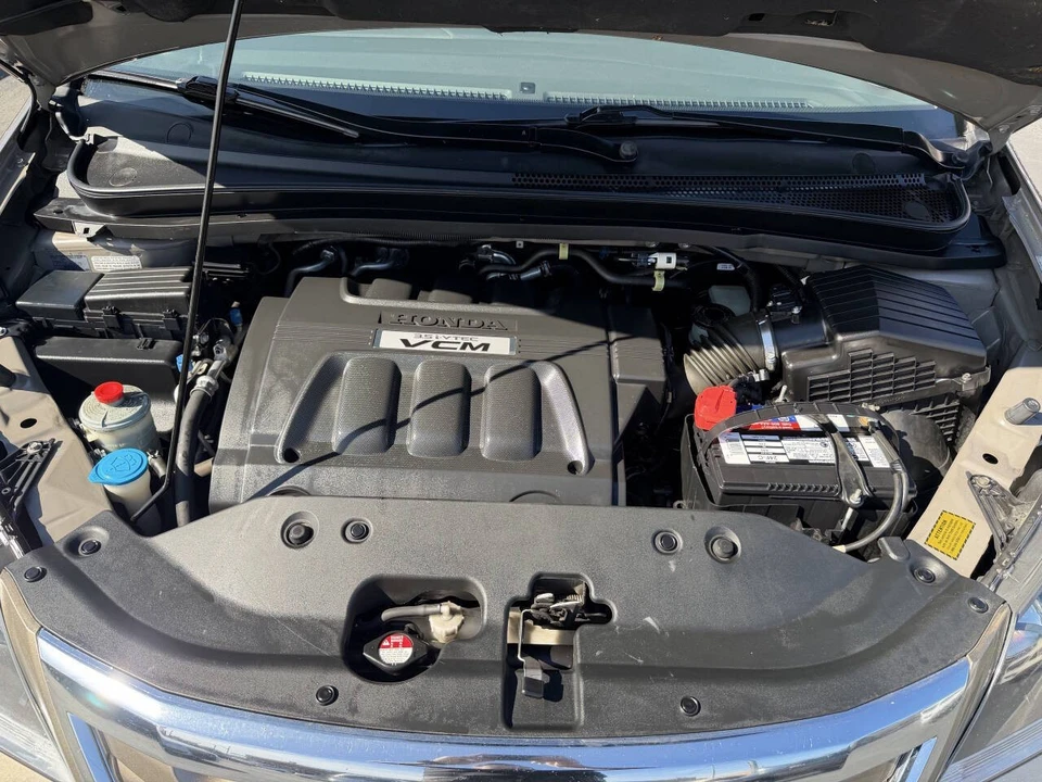 2010 Honda Odyssey - Image 15 of 17