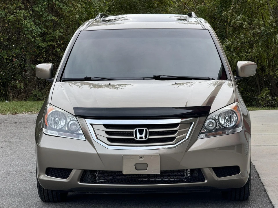 2010 Honda Odyssey - Image 22 of 31