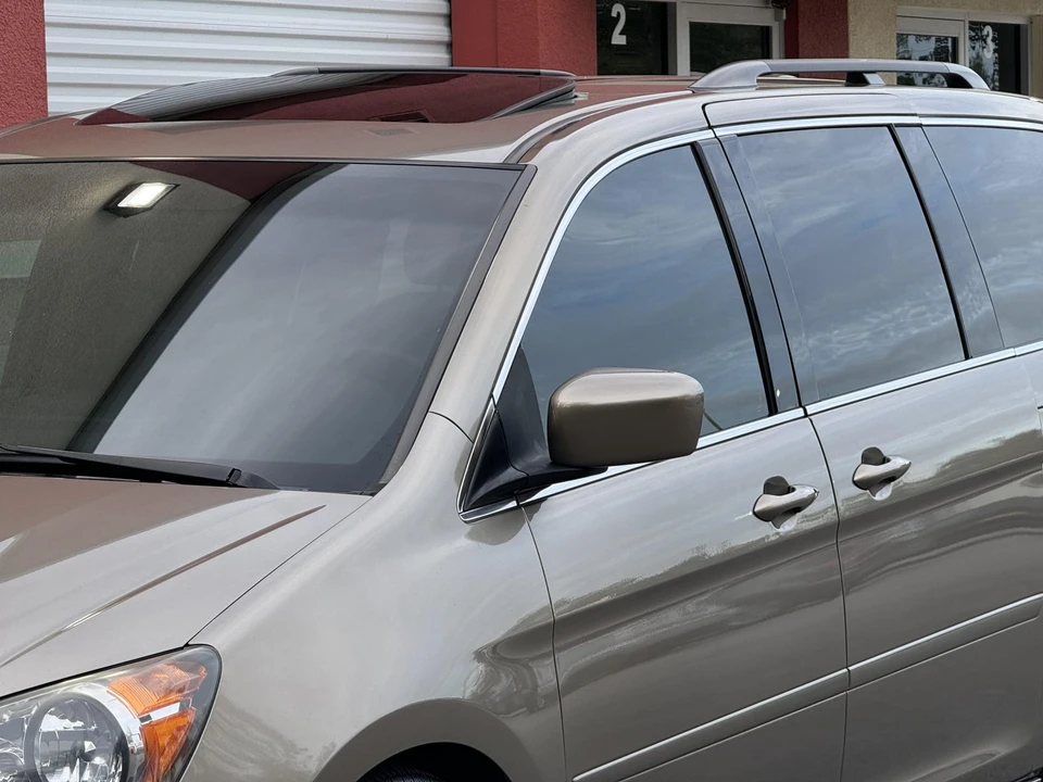 2010 Honda Odyssey - Image 26 of 31