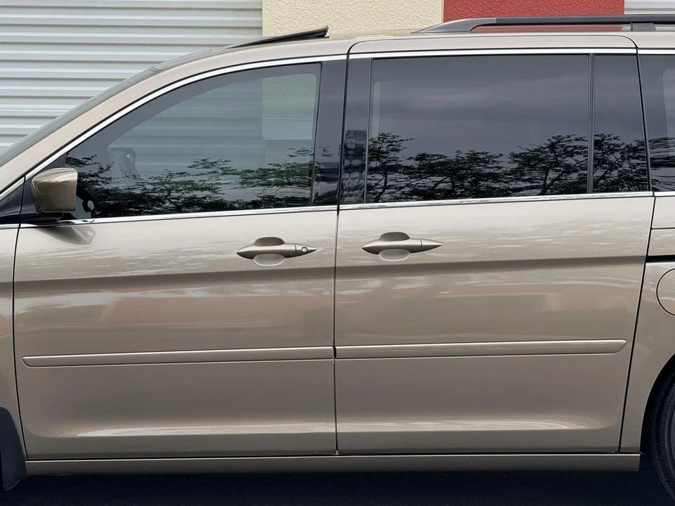 2010 Honda Odyssey - Image 30 of 31