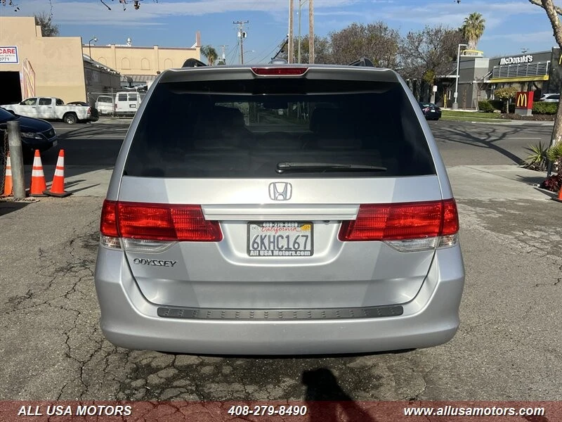 2010 Honda Odyssey - Image 8 of 21