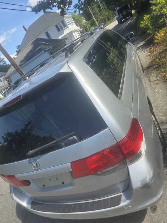 2010 Honda Odyssey - Image 16 of 18