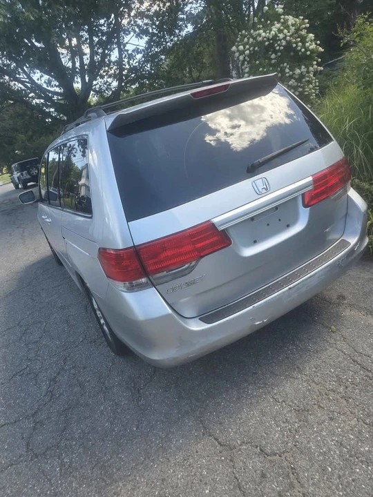 2010 Honda Odyssey - Image 18 of 18