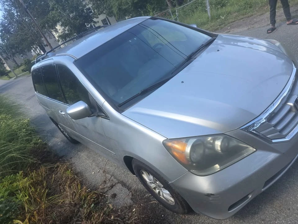 2010 Honda Odyssey - Image 7 of 18