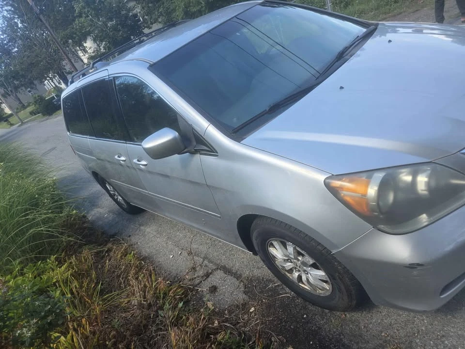 2010 Honda Odyssey - Image 6 of 18