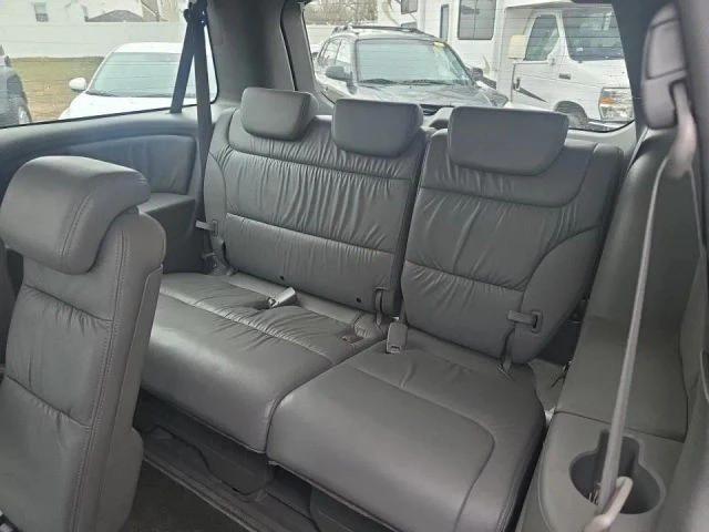 2010 Honda Odyssey - Image 8 of 9