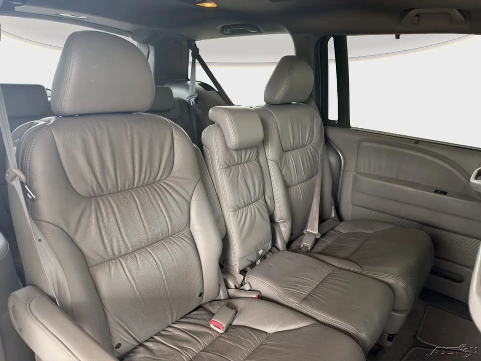 2010 Honda Odyssey - Image 20 of 21