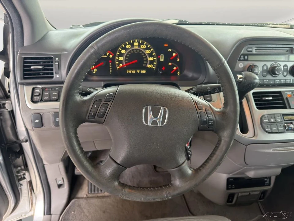 2010 Honda Odyssey - Image 9 of 21