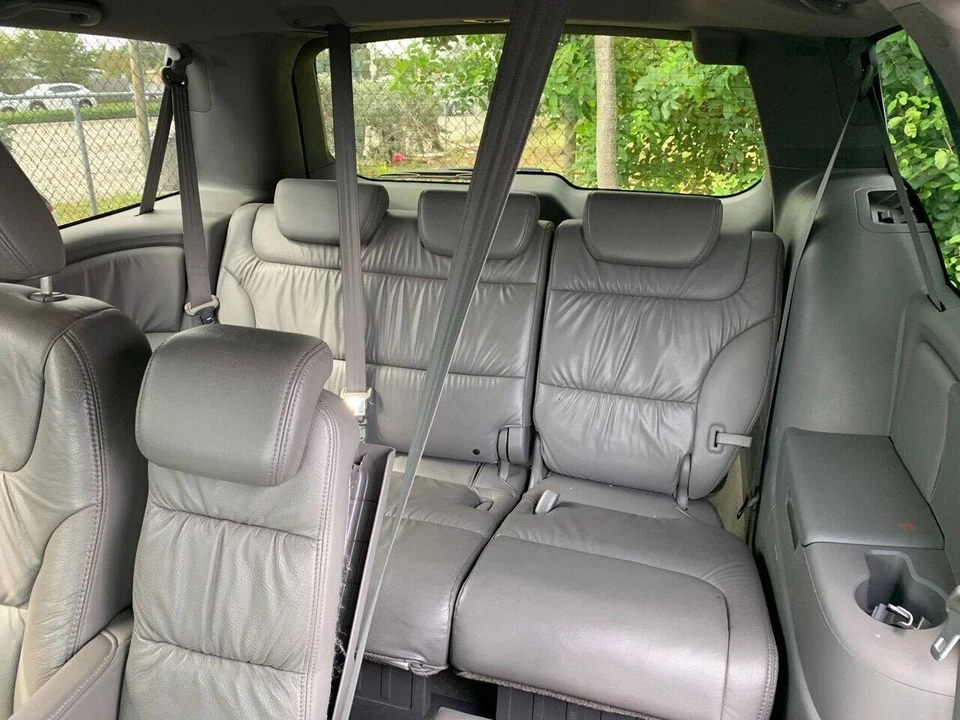 2010 Honda Odyssey - Image 12 of 16