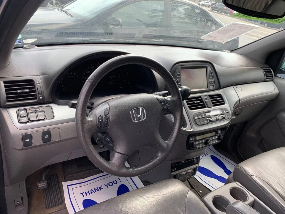 2010 Honda Odyssey - Image 9 of 16