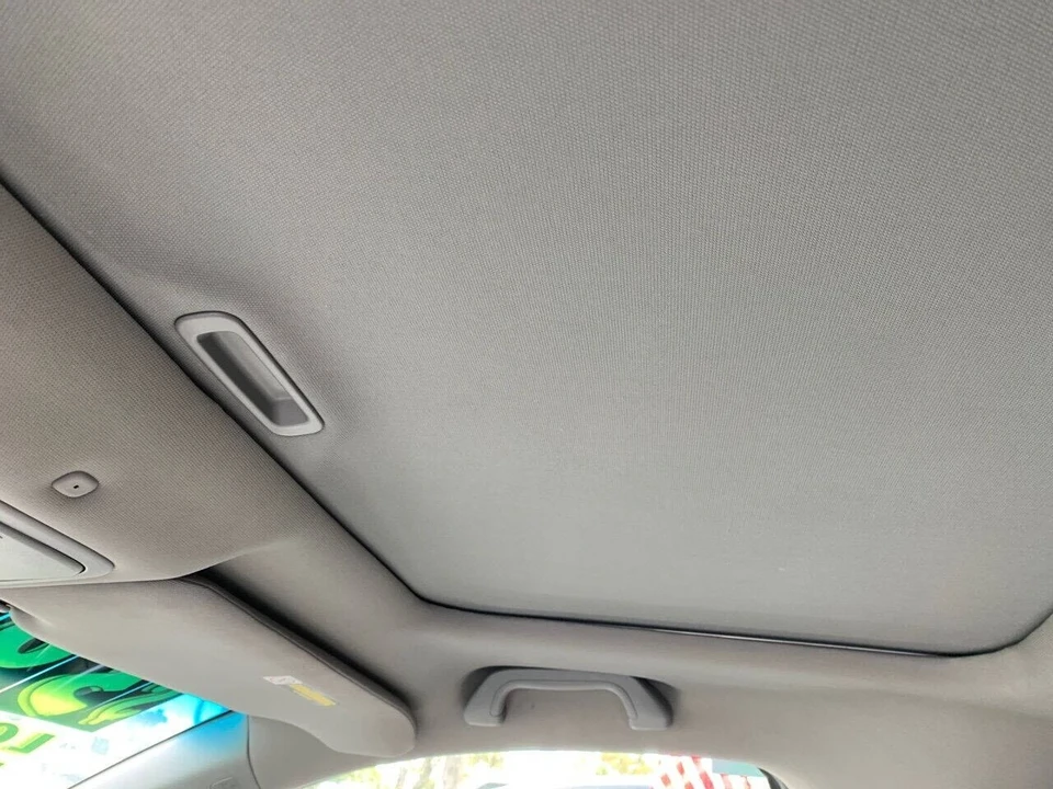 2010 Honda Odyssey - Image 15 of 16