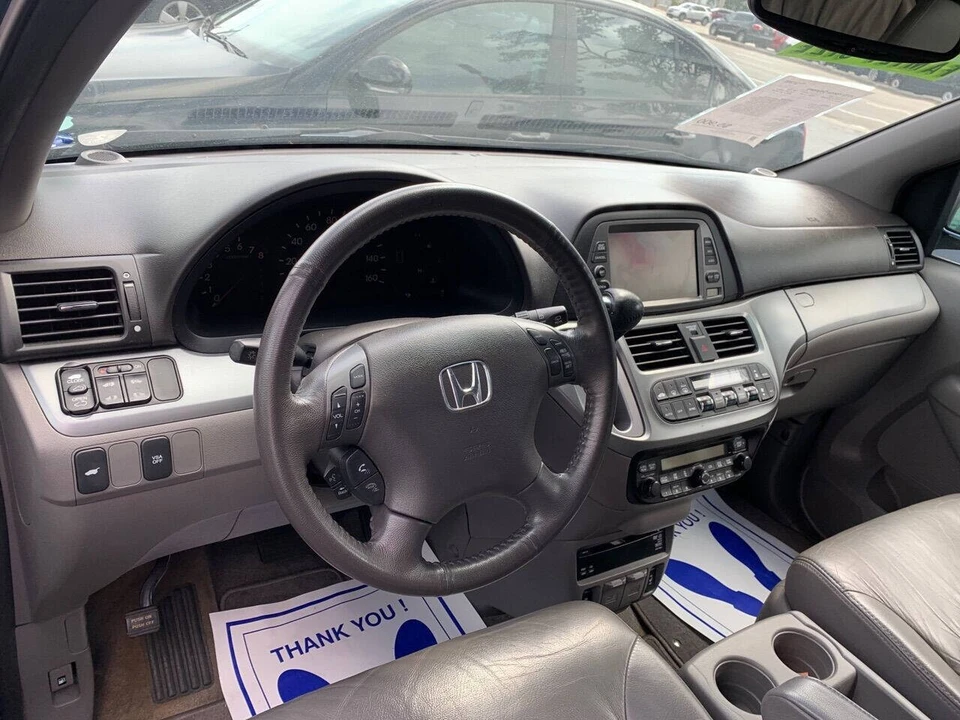 2010 Honda Odyssey - Image 9 of 16
