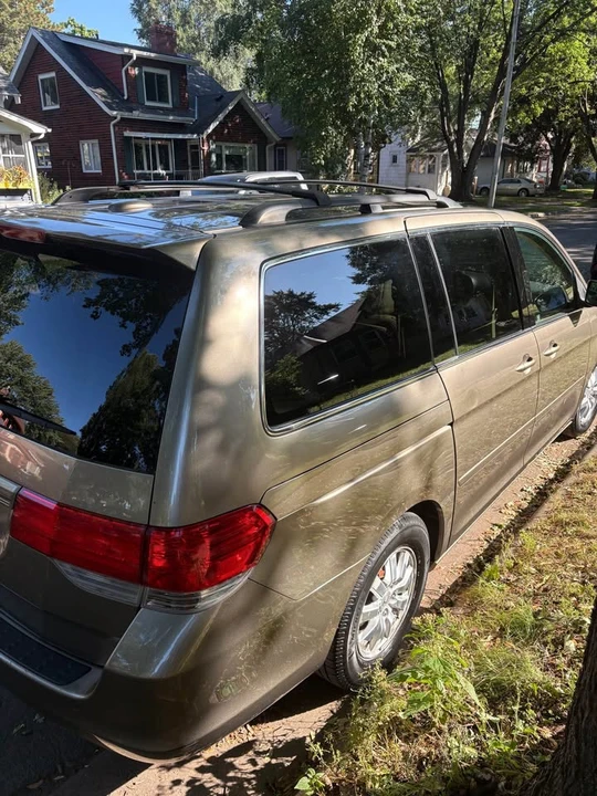 2010 Honda Odyssey - Image 4 of 9
