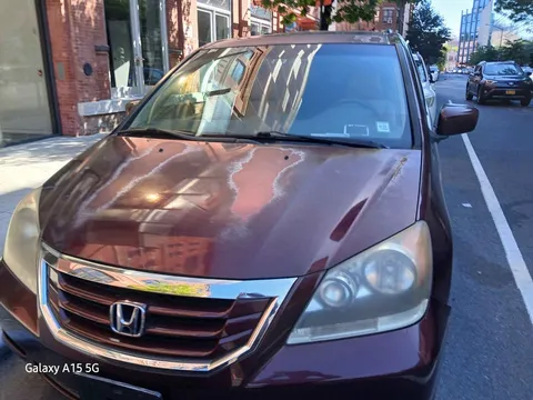 2010 Honda Odyssey EX-L w/DVD Res Minivan 4D