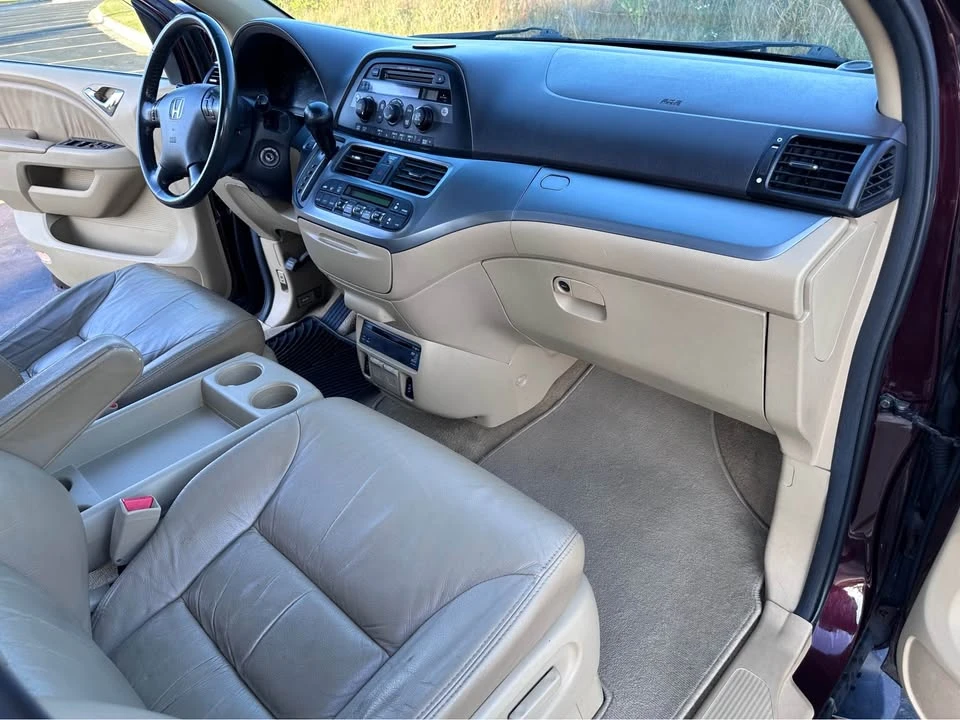 2010 Honda Odyssey - Image 7 of 20