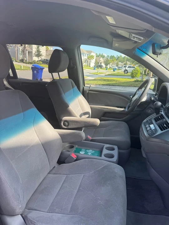 2010 Honda Odyssey - Image 3 of 6