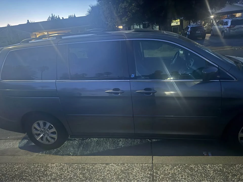 2010 Honda Odyssey - Image 3 of 5
