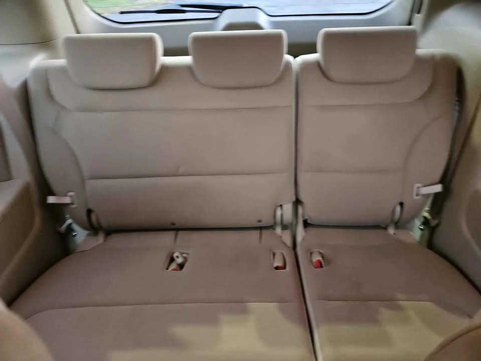 2010 Honda Odyssey - Image 18 of 20
