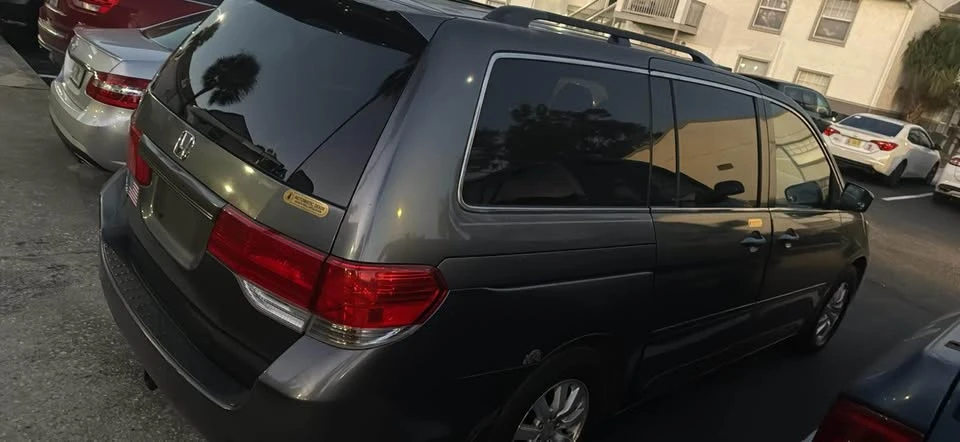 2010 Honda Odyssey - Image 3 of 6