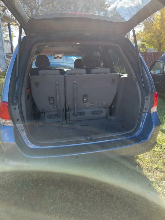 2010 Honda Odyssey - Image 6 of 10