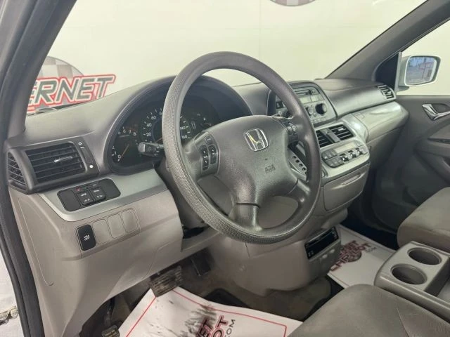 2010 Honda Odyssey - Image 10 of 21