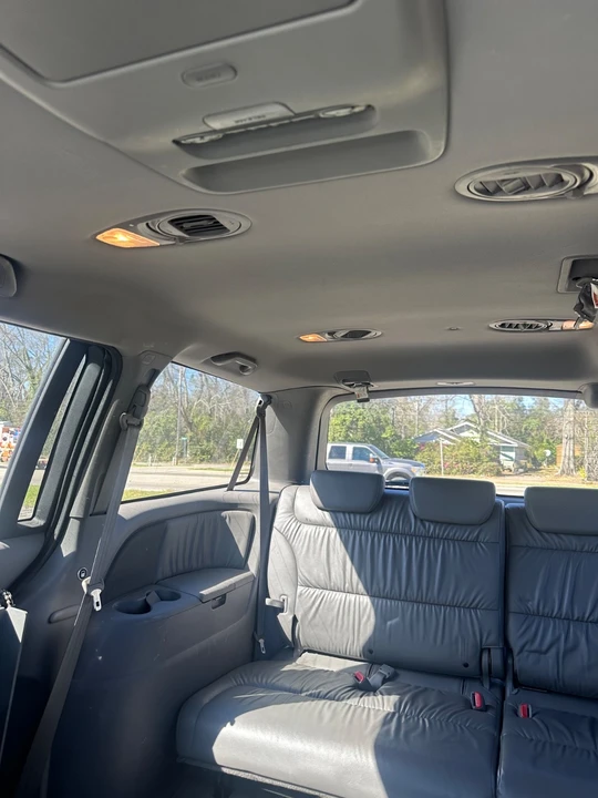 2010 Honda Odyssey - Image 8 of 19