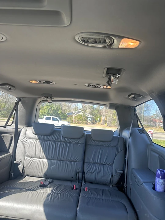 2010 Honda Odyssey - Image 9 of 19