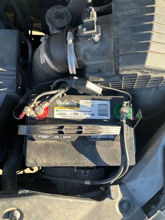 2010 Honda Odyssey - Image 15 of 19