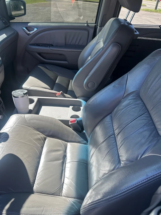 2010 Honda Odyssey - Image 7 of 19