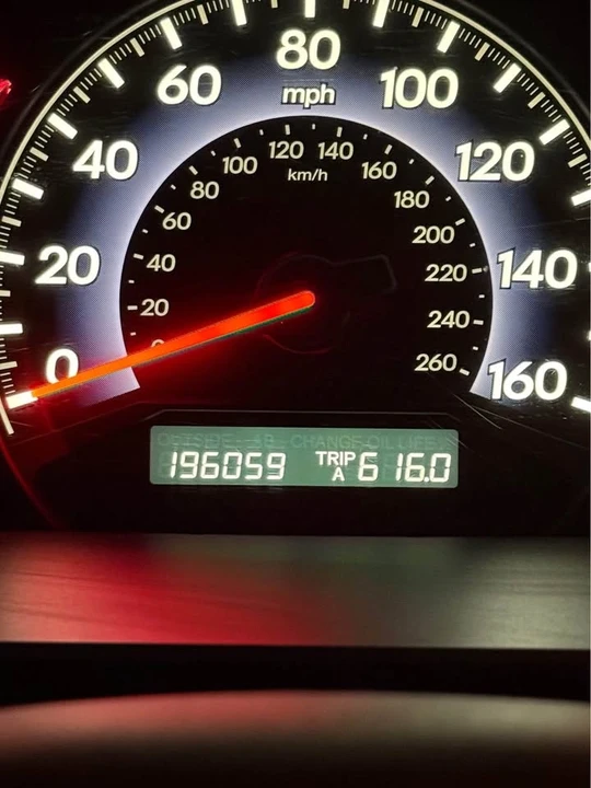 2010 Honda Odyssey - Image 9 of 9