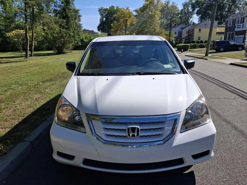 2010 Honda Odyssey - Image 5 of 12