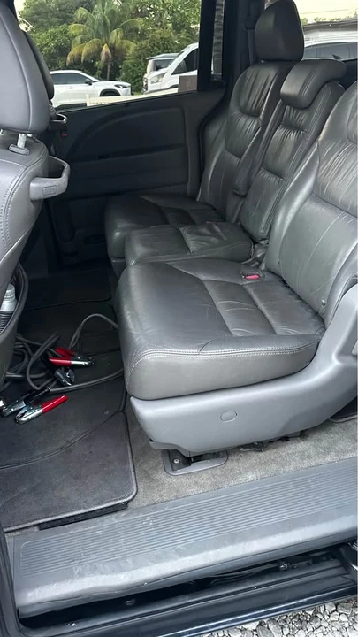 2010 Honda Odyssey - Image 9 of 12