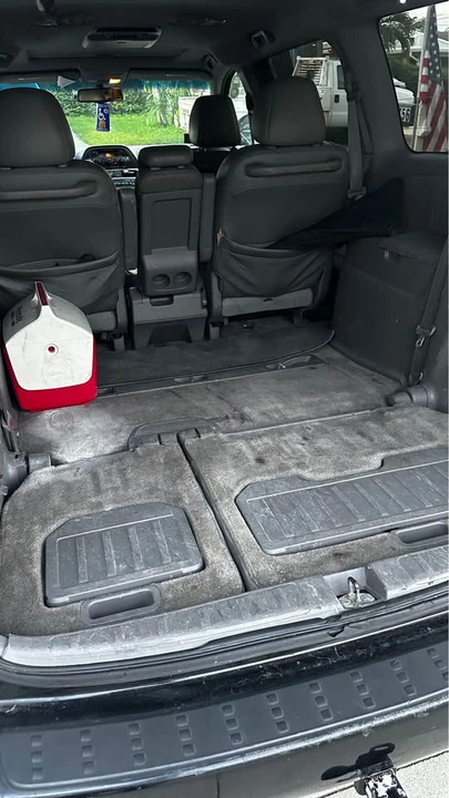 2010 Honda Odyssey - Image 10 of 12