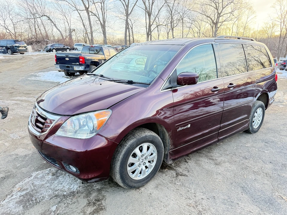 2010 Honda Odyssey - Image 2 of 20