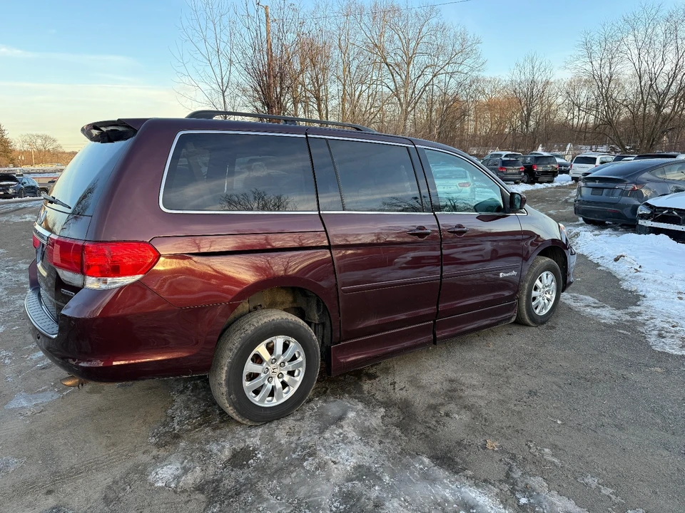 2010 Honda Odyssey - Image 5 of 20