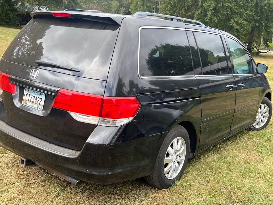 2010 Honda Odyssey - Image 3 of 8