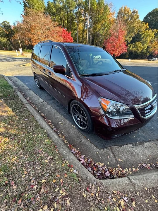 2010 Honda Odyssey - Image 3 of 10