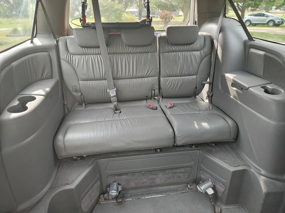 2010 Honda Odyssey - Image 21 of 21