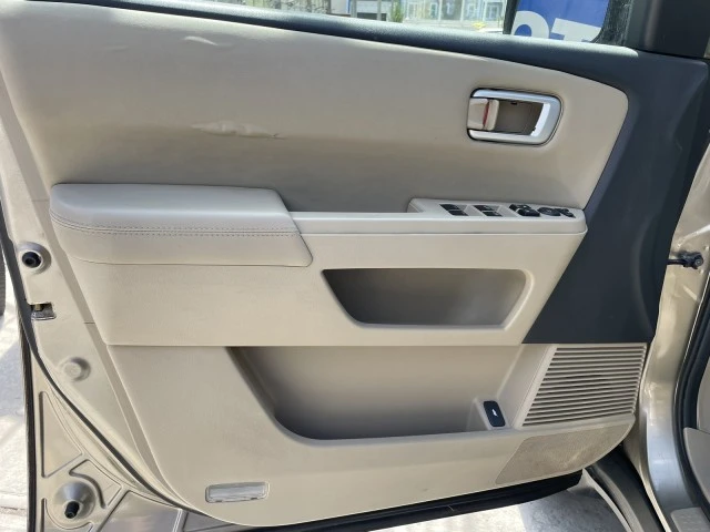 2010 Honda Pilot 2nd Gen - Image 25 of 31