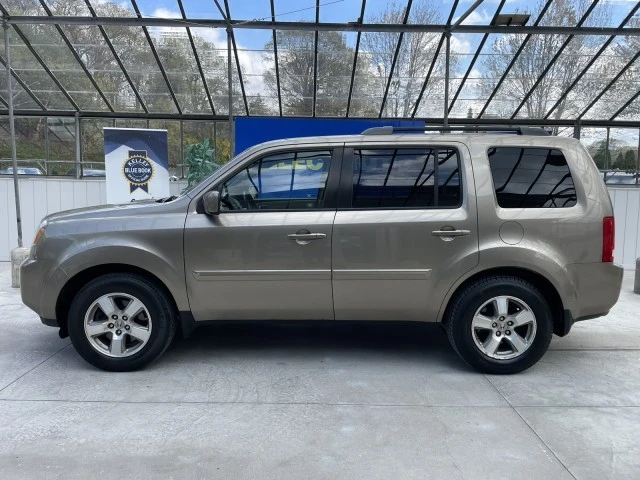 2010 Honda Pilot 2nd Gen - Image 13 of 31