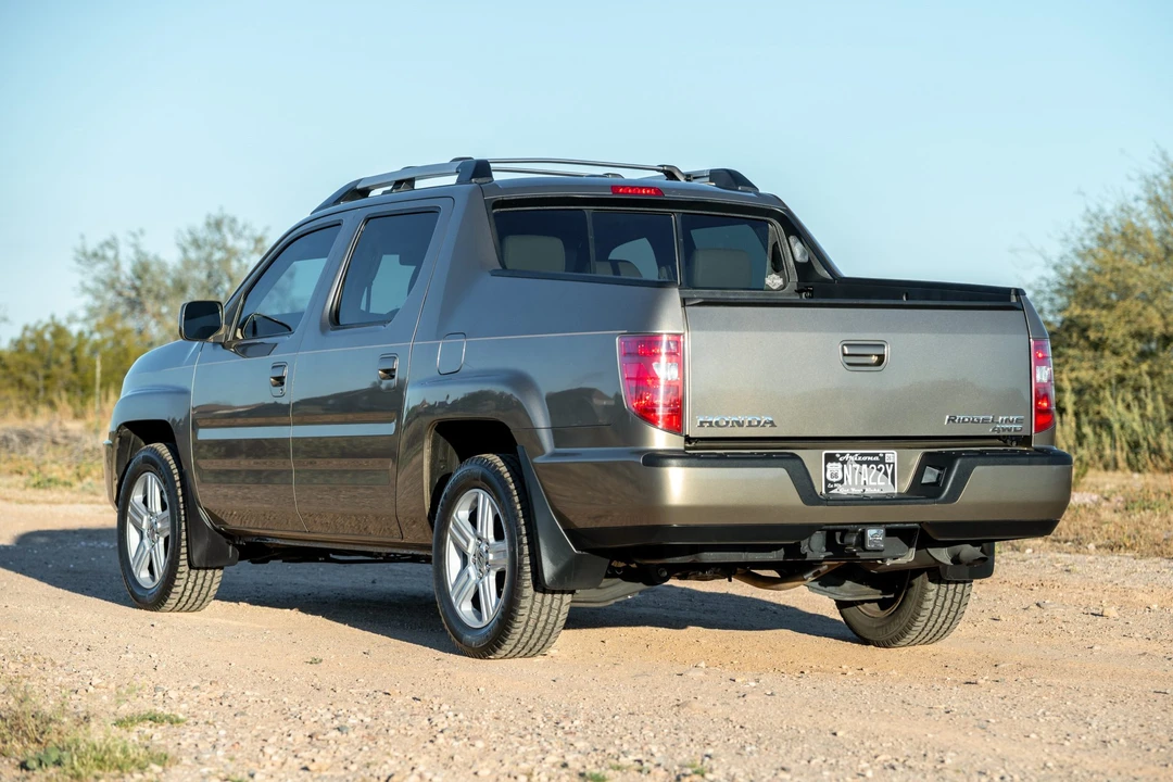 2010 Honda Ridgeline 1st Gen - Image 5 of 31