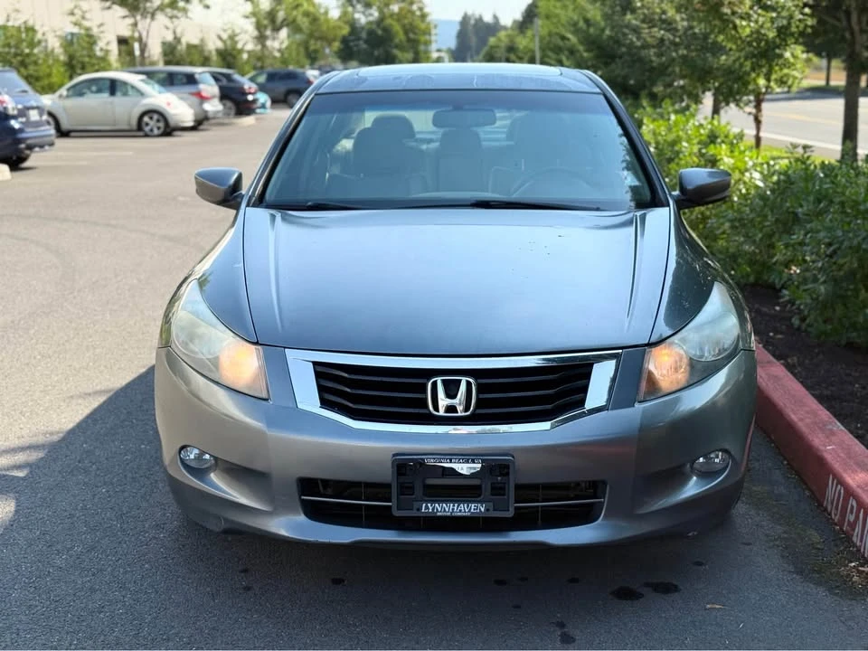 2010 Honda Accord 8th Gen - Image 4 of 9