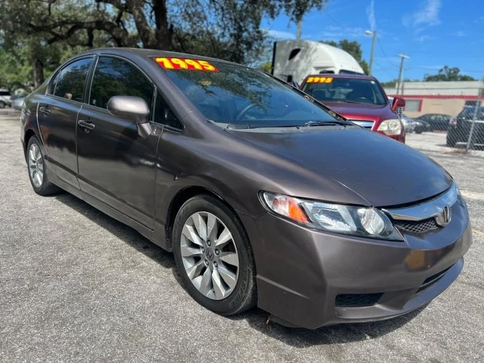 2010 Honda Civic 8th Gen - Image 2 of 14