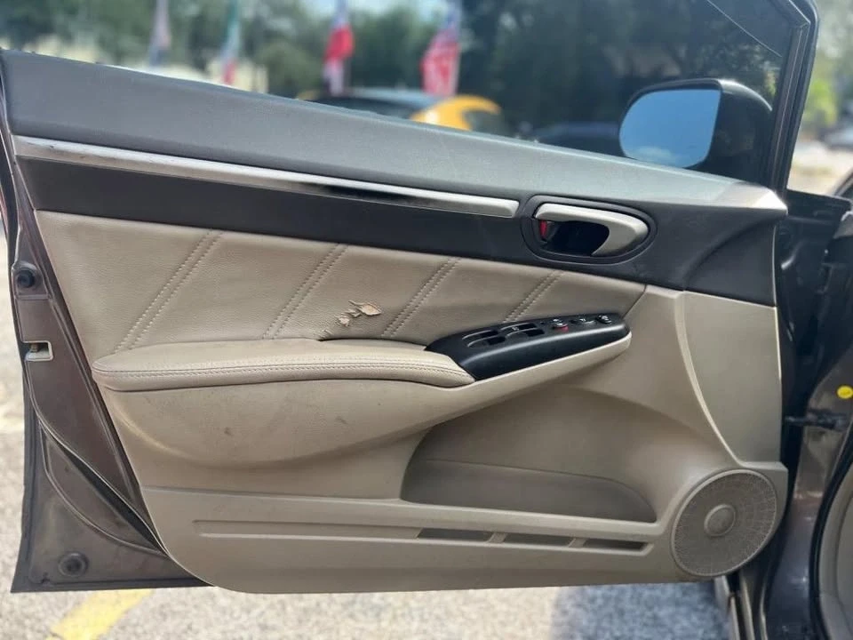 2010 Honda Civic 8th Gen - Image 13 of 14