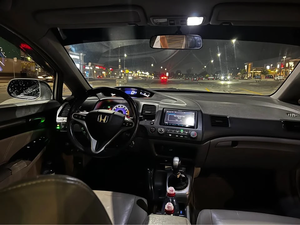 2010 Honda Civic 8th Gen - Image 10 of 11