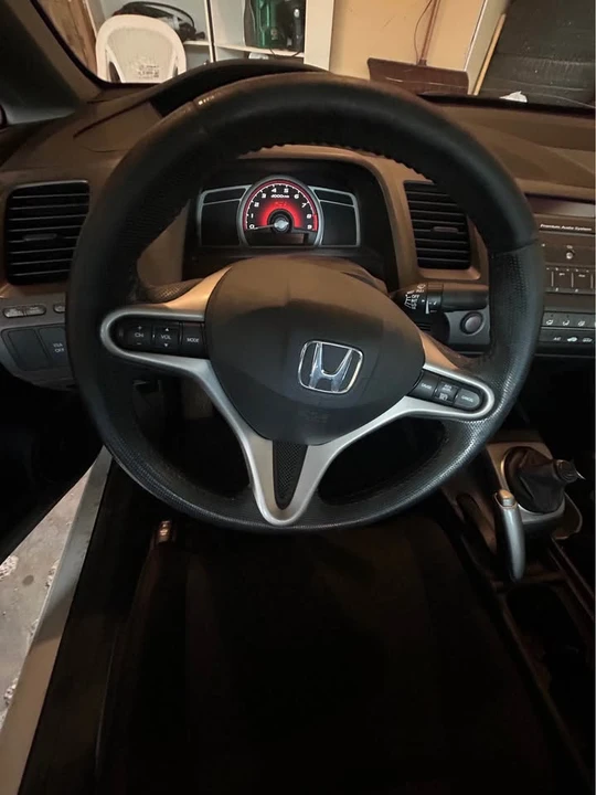 2010 Honda Civic 8th Gen - Image 4 of 4