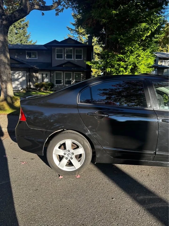 2010 Honda Civic 8th Gen - Image 15 of 20
