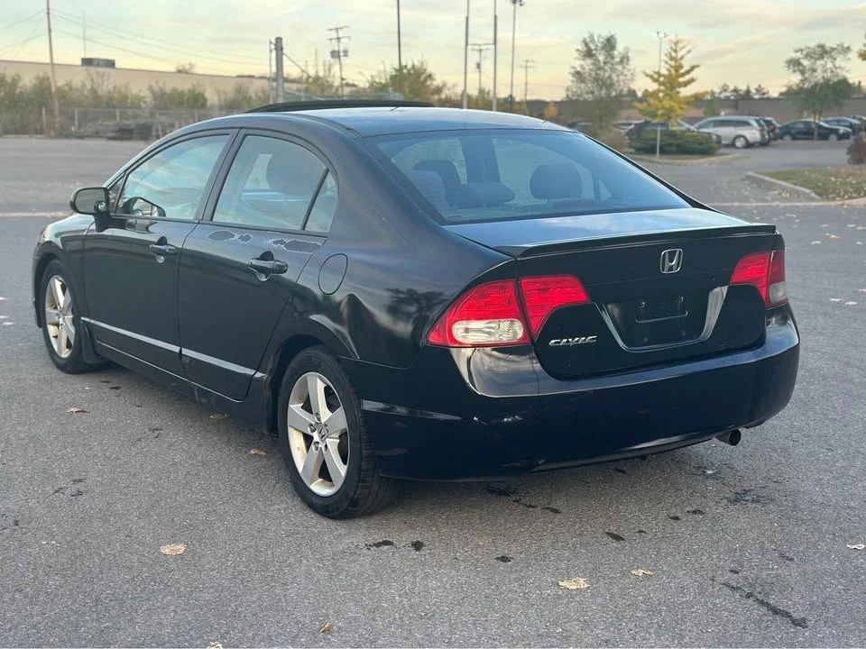 2010 Honda Civic 8th Gen - Image 5 of 12