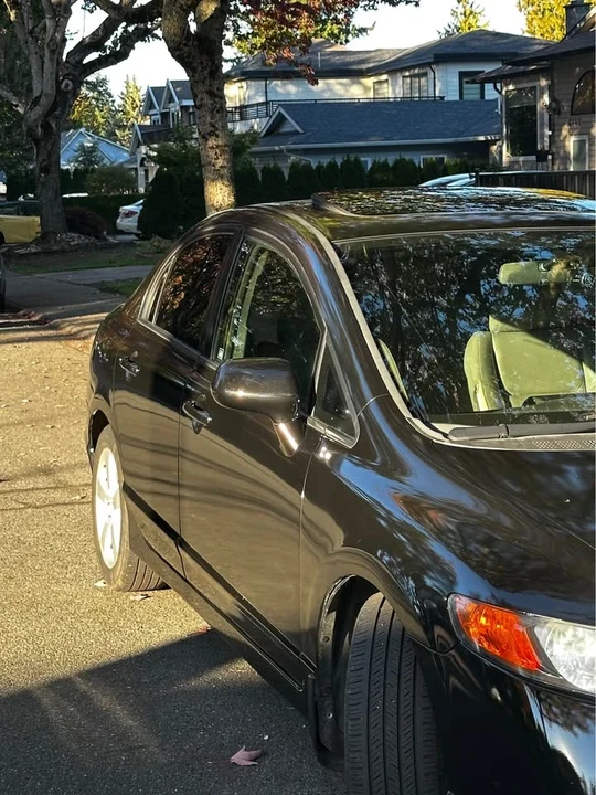 2010 Honda Civic 8th Gen - Image 10 of 20